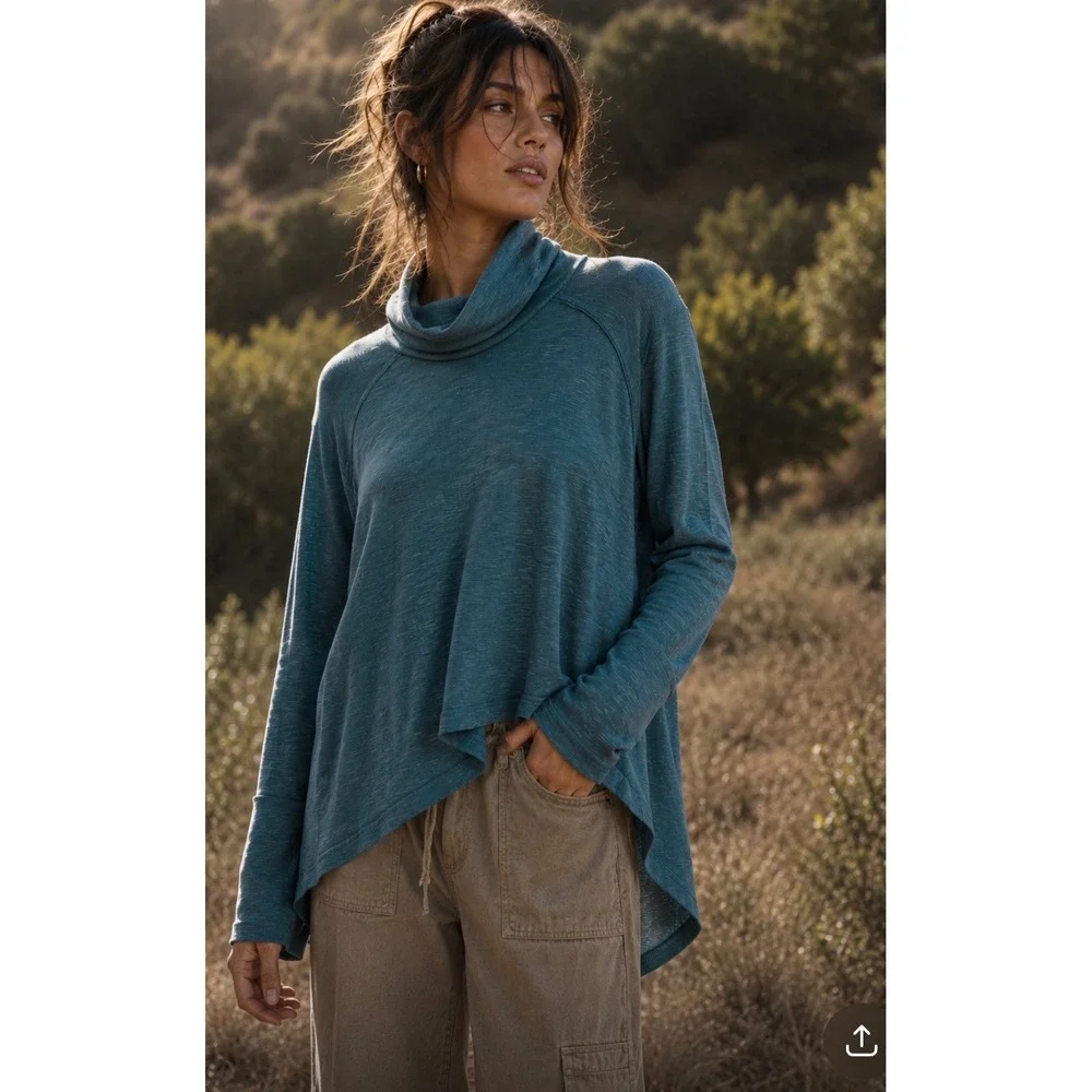 Free People We The Free Teal Slub Knit Split Back Cowl Neck Top Small